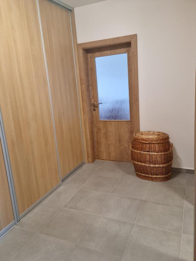 Apartment Nh12 Bratislava Exterior photo