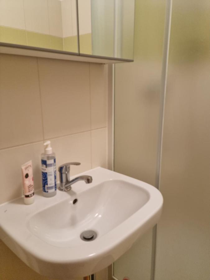 Apartment Nh12 Bratislava Exterior photo